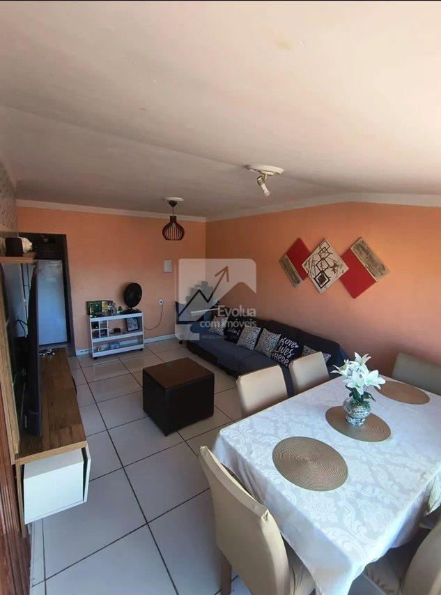 Vendo R$ 220.000,00 Casa 2/4, Suíte, 1º Andar Escada, Rua Ilha - Itapuã - Salvador  Salvador - 