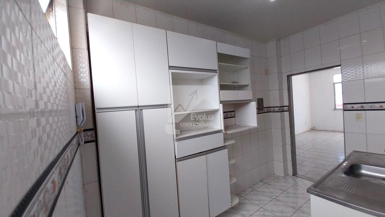 Aluguel R$ 1.800,00 Apartamento, 2/4, 3º Andar, Escadas sem Garagem-Itapuã - Salvador  Salvador - 