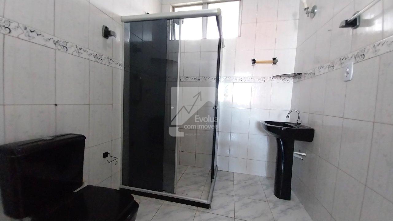 Aluguel R$ 1.800,00 Apartamento, 2/4, 3º Andar, Escadas sem Garagem-Itapuã - Salvador  Salvador - 