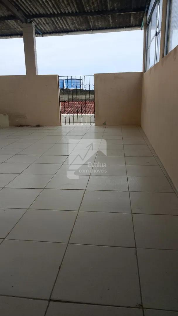 Aluguel R$ 2.200,00 Casa Duplex 2/4, 1 Su&iacute;te, Sem Garagem, Gleba A - Cama&ccedil;ari  Camaçari - 