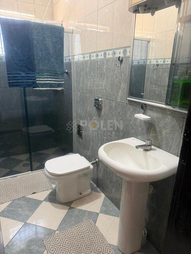 Casa térrea com 3 dormitórios - Villa Branca - Jacareí - Vende  Jacareí - 