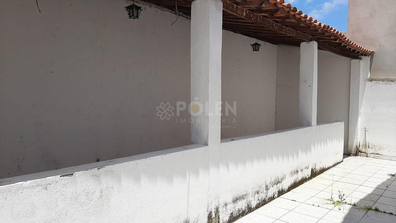Casa térrea com 3 dormitórios - Villa Branca - Jacareí - Vende  Jacareí - 