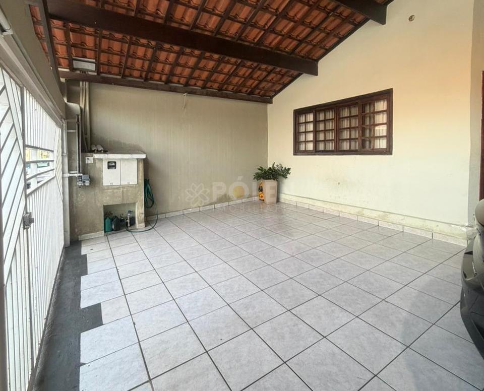 Casa térrea com 3 dormitórios - Villa Branca - Jacareí - Vende  Jacareí - 