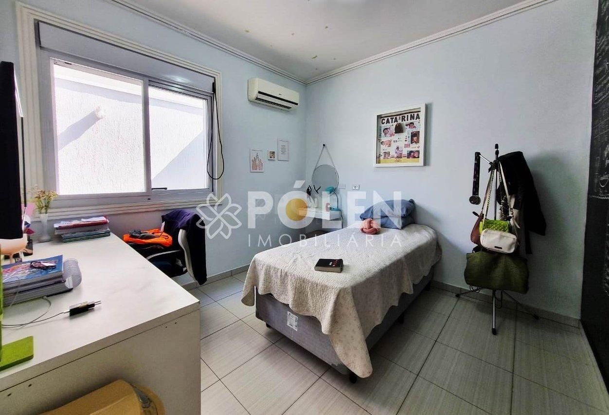 Casa em Condomínio - Jacareí - Venda - Permuta - Jacareí - 