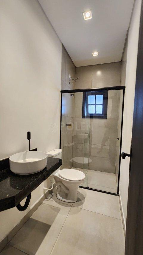 Casa térrea com 3 dormitórios - Altos de Santana - Jacareí - Venda - Jacareí - 