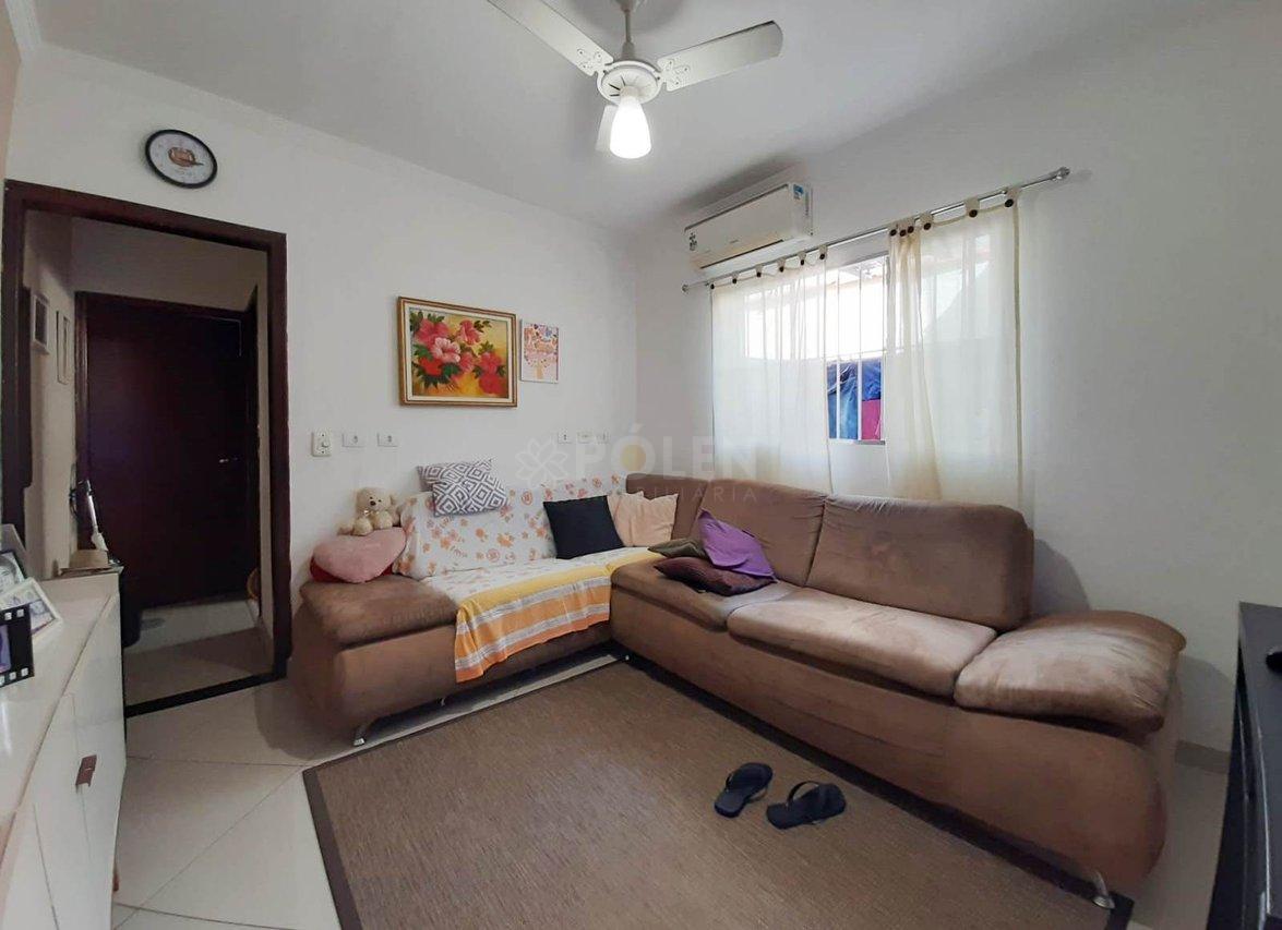 Casa 2 dormitórios - Parque Santo Antônio - Jacareí - Venda - Jacareí - 