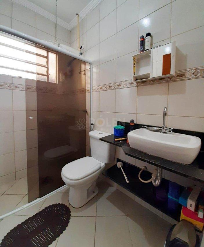 Casa 2 dormitórios - Parque Santo Antônio - Jacareí - Venda - Jacareí - 