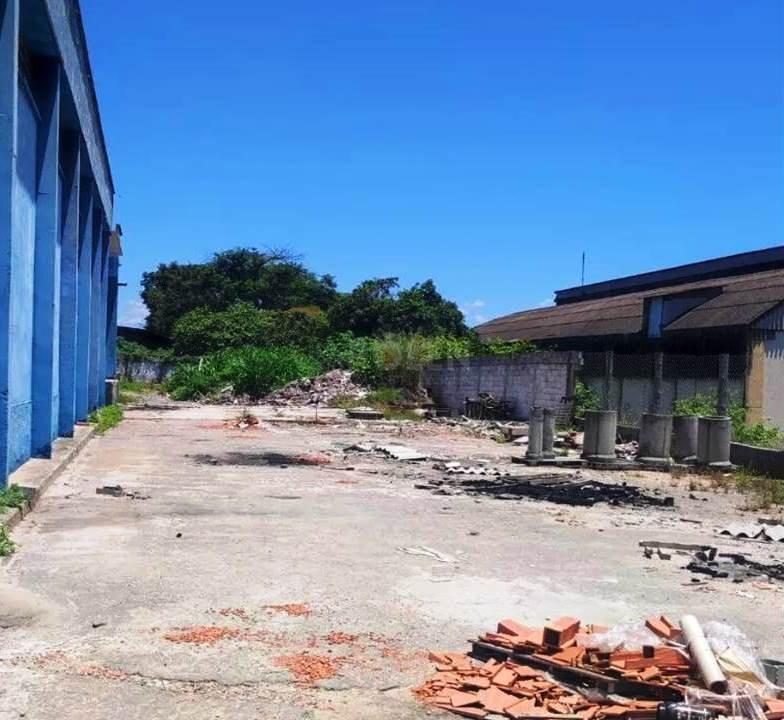Galpão Comercial - Jacareí/SP - Aluga - Jacareí - 