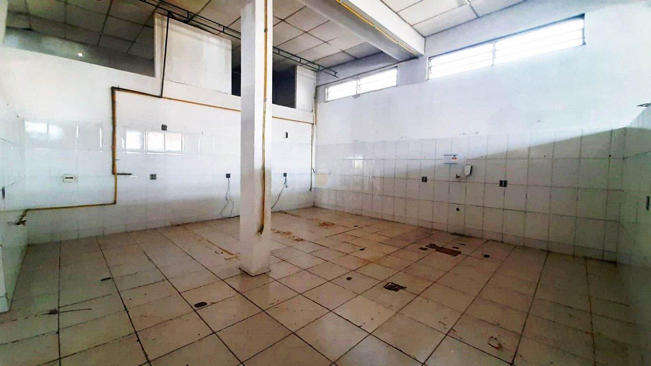Ponto Comercial - São João - Jacareí - Vende - Aluga - Jacareí - 