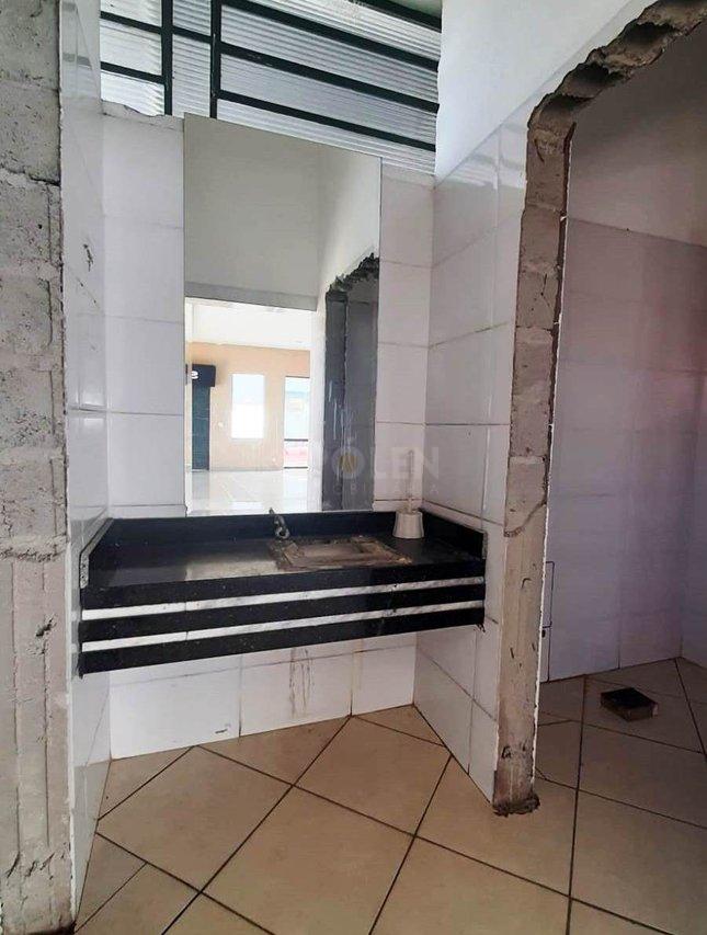Ponto Comercial - São João - Jacareí - Vende - Aluga - Jacareí - 