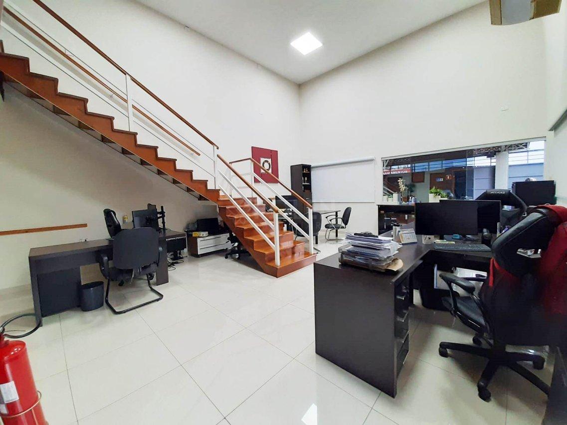 Imóvel Comercial Mobiliado - Aluga - Jacareí/SP - Jacareí - 