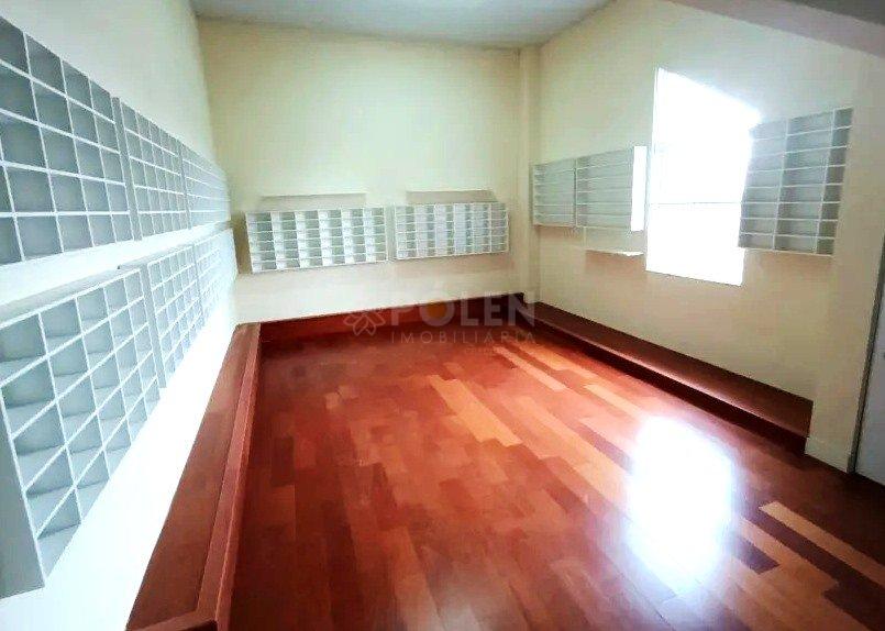 Casa em Condomínio - 4 suítes - Jacareí - Venda - Permuta  Jacareí - 