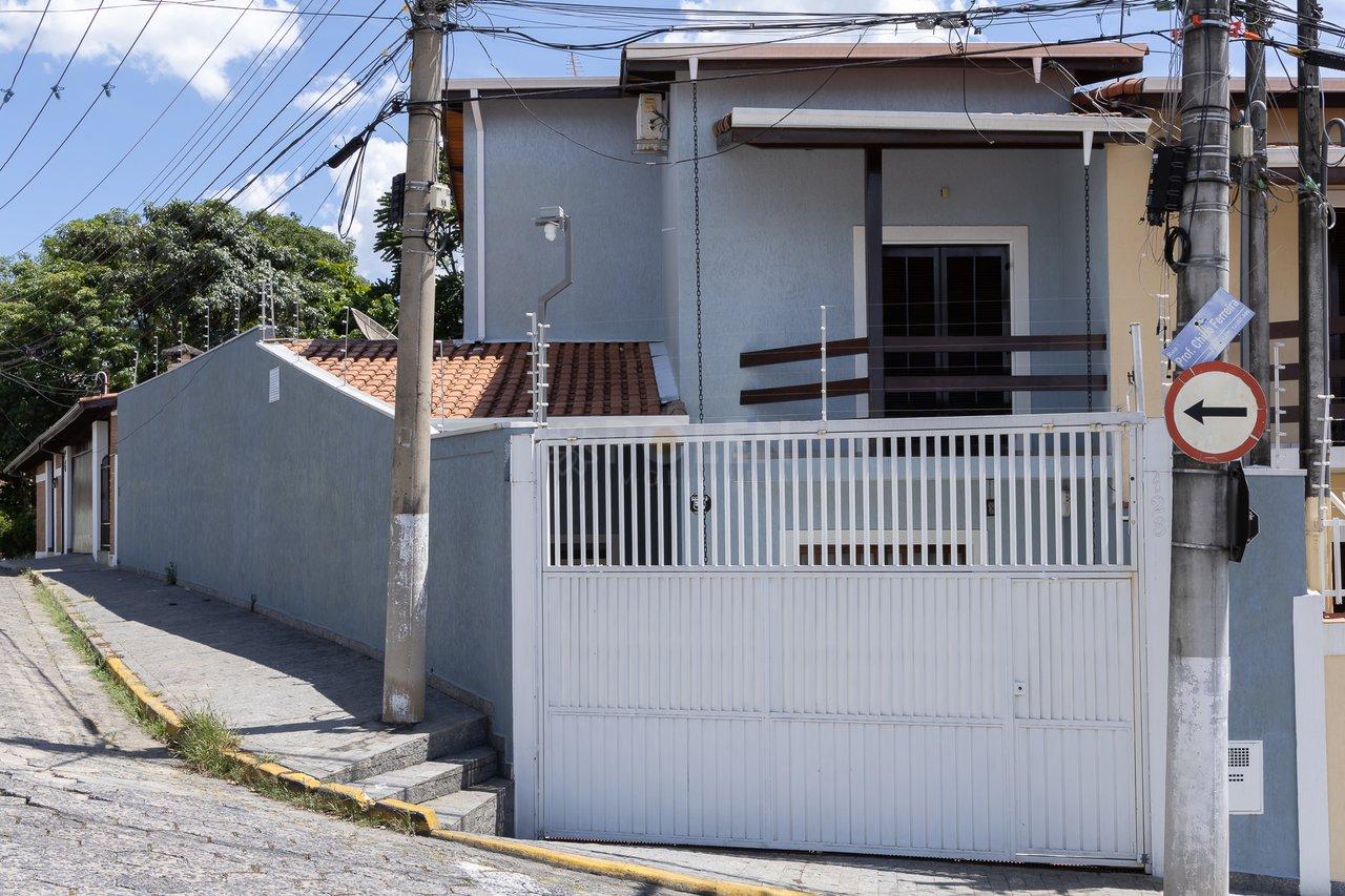 Casa - 3 dormitórios - Vila Formosa - Jacareí - Venda - Jacareí - 