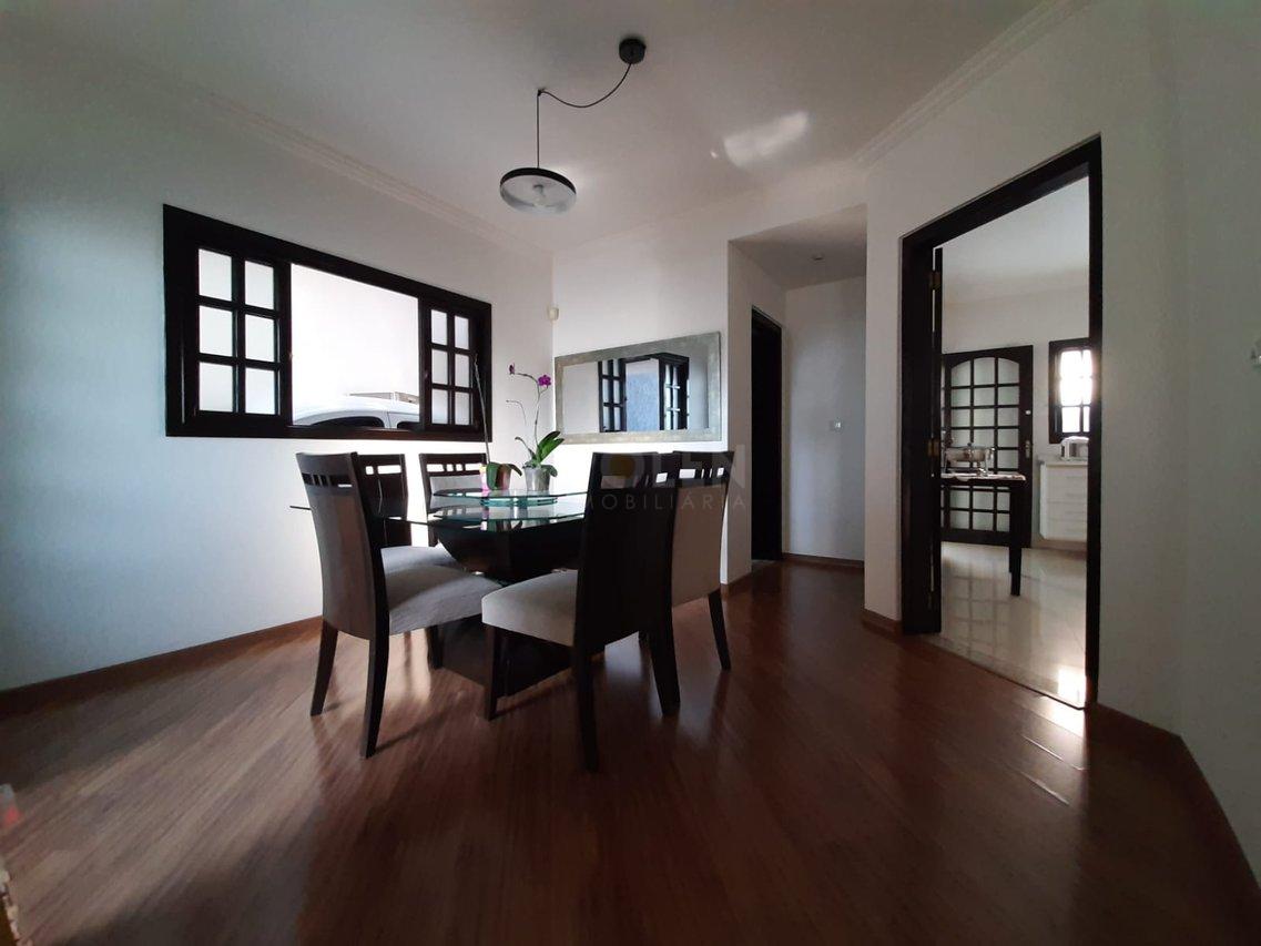 Casa - 3 dormitórios - Vila Formosa - Jacareí - Venda - Jacareí - 