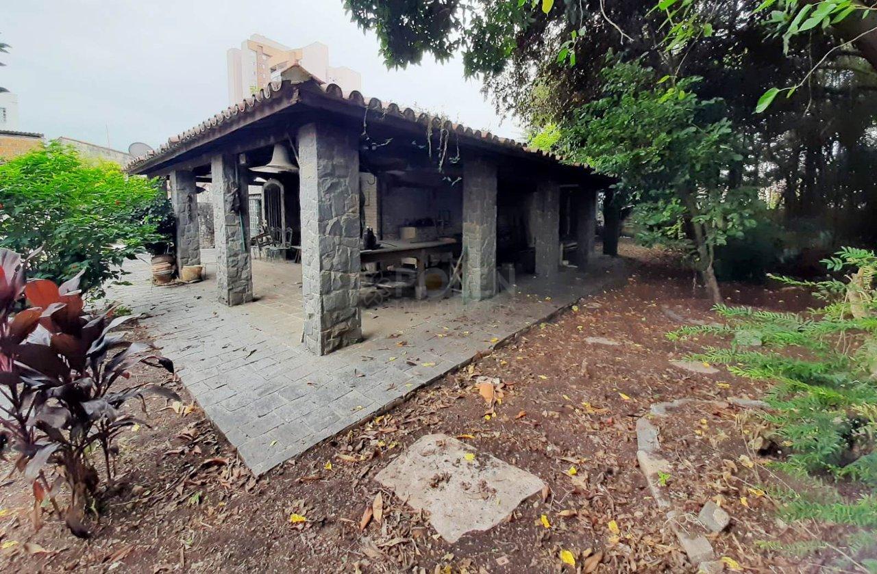 Casa Comercial - 3 dormitórios - Centro - Jacareí - Venda - Jacareí - 