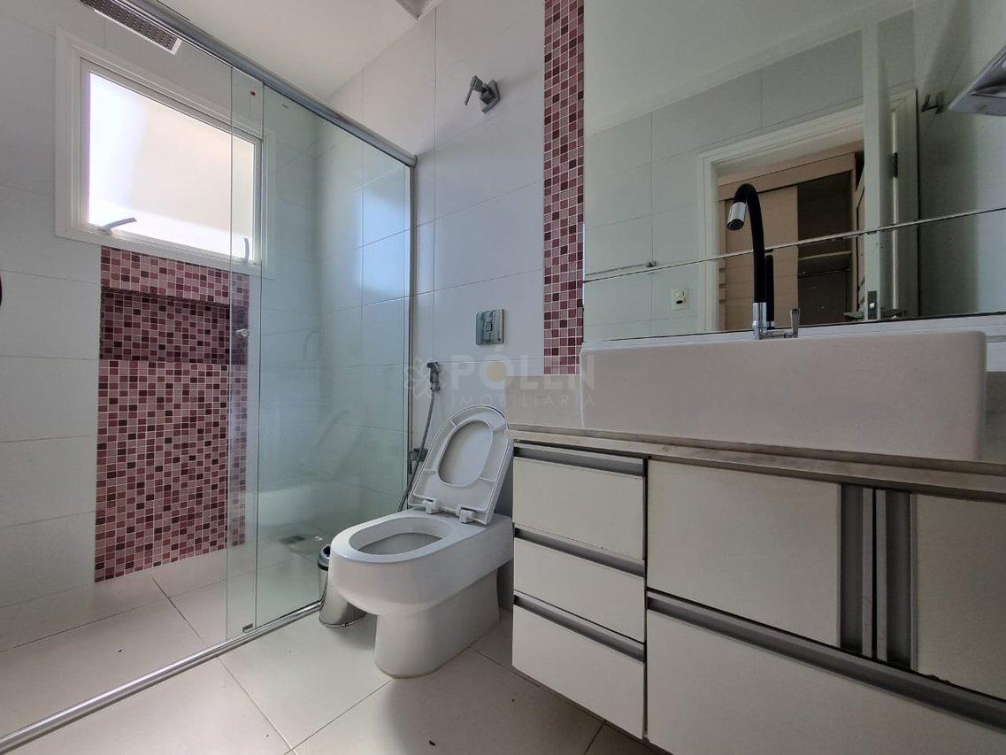 Casa em Condomínio - 3 suítes -  Jacareí - Venda - Jacareí - 