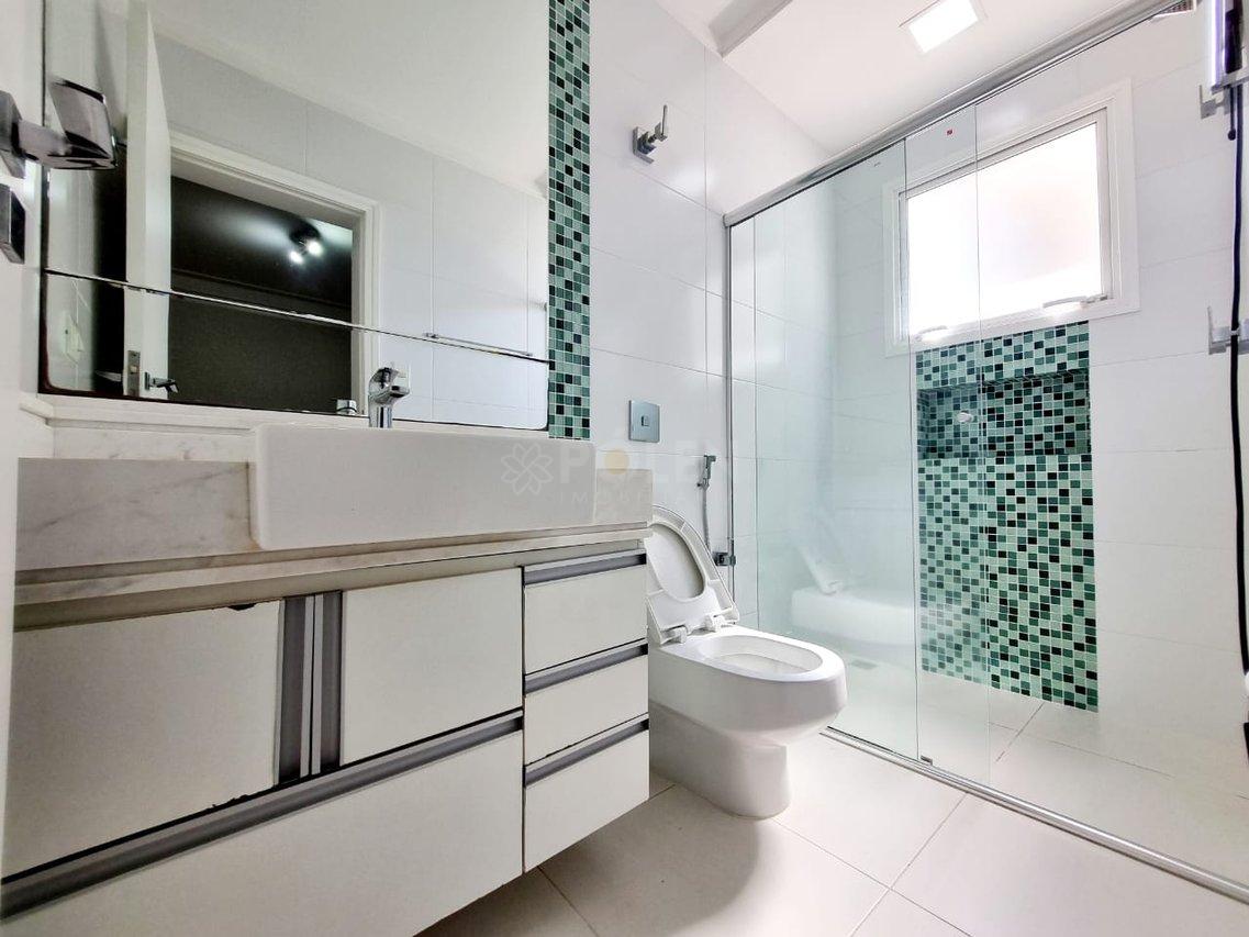 Casa em Condomínio - 3 suítes -  Jacareí - Venda - Jacareí - 
