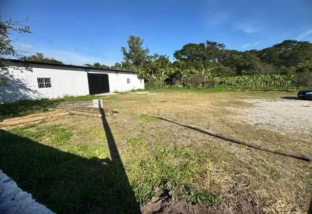 Galp&atilde;o Comercial - Jacare&iacute;/SP - Aluga  Jacareí - 