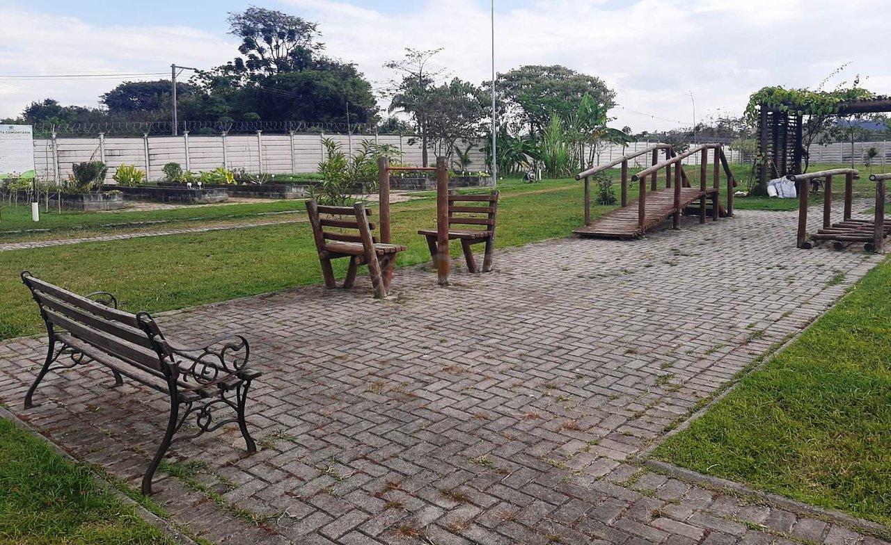 Terreno em Condomínio - Jacareí - Venda - Permuta - Jacareí - 