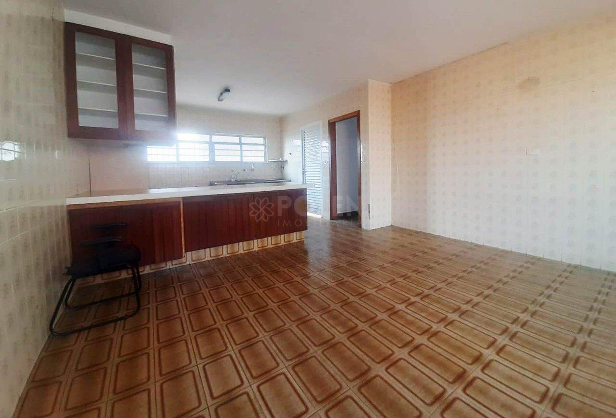 Casa - 3 dormitórios com edícula - Vila Formosa - Jacareí - Aluga  Jacareí - 