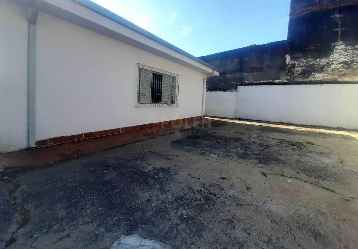 Casa - 3 dormitórios com edícula - Vila Formosa - Jacareí - Aluga  Jacareí - 