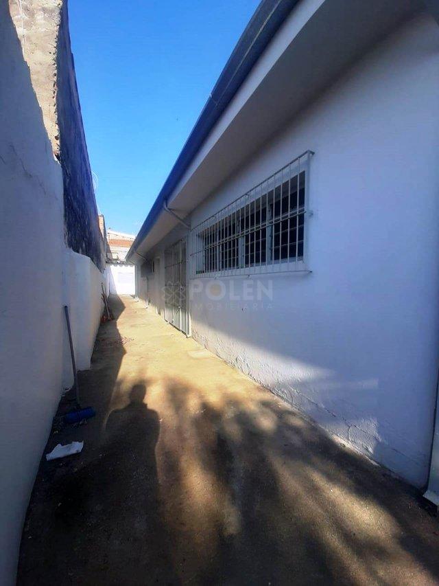 Casa - 3 dormitórios com edícula - Vila Formosa - Jacareí - Aluga  Jacareí - 