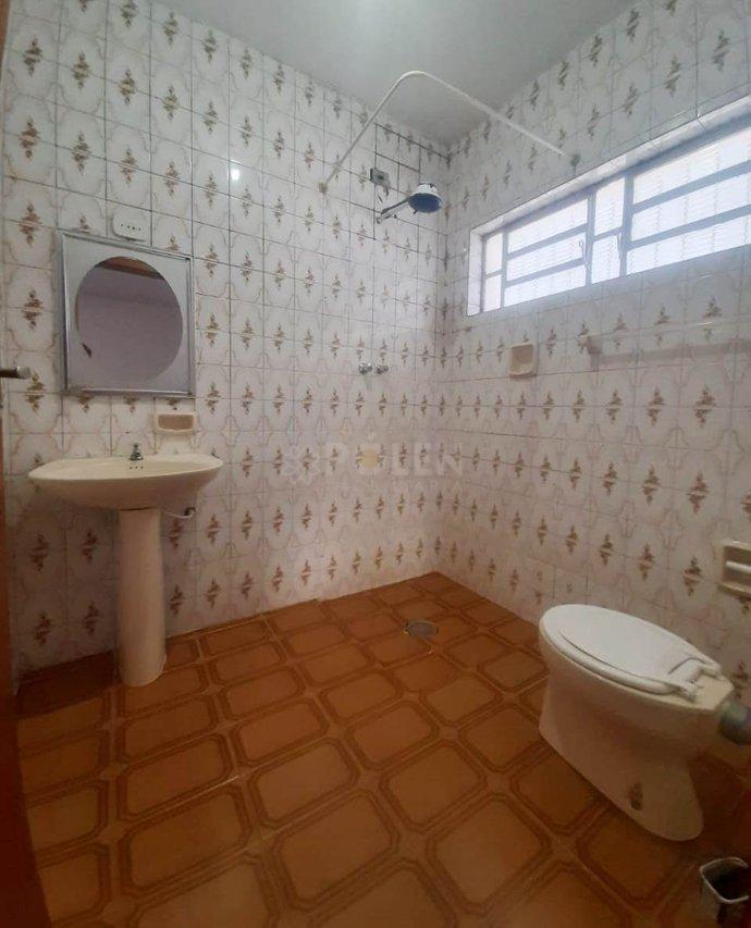 Casa - 3 dormitórios com edícula - Vila Formosa - Jacareí - Aluga  Jacareí - 