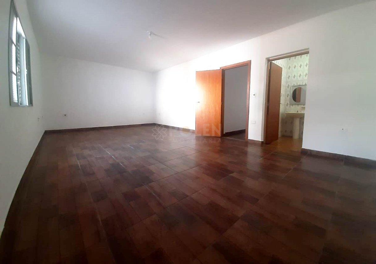 Casa - 3 dormitórios com edícula - Vila Formosa - Jacareí - Aluga  Jacareí - 