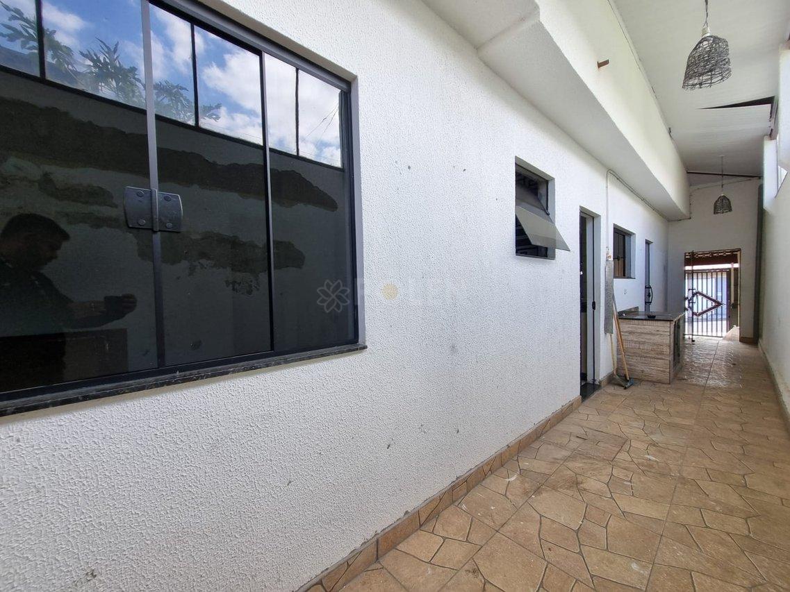 Casa - 2 dormitórios - Jacareí - Aluga - Vende  Jacareí - 