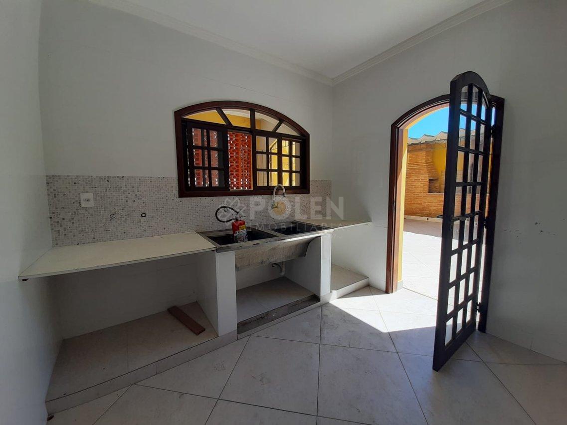 Casa - 4 dormitórios - Jacareí - Aluga  Jacareí - 