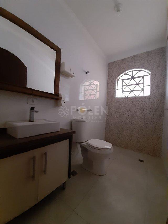 Casa - 4 dormitórios - Jacareí - Aluga  Jacareí - 