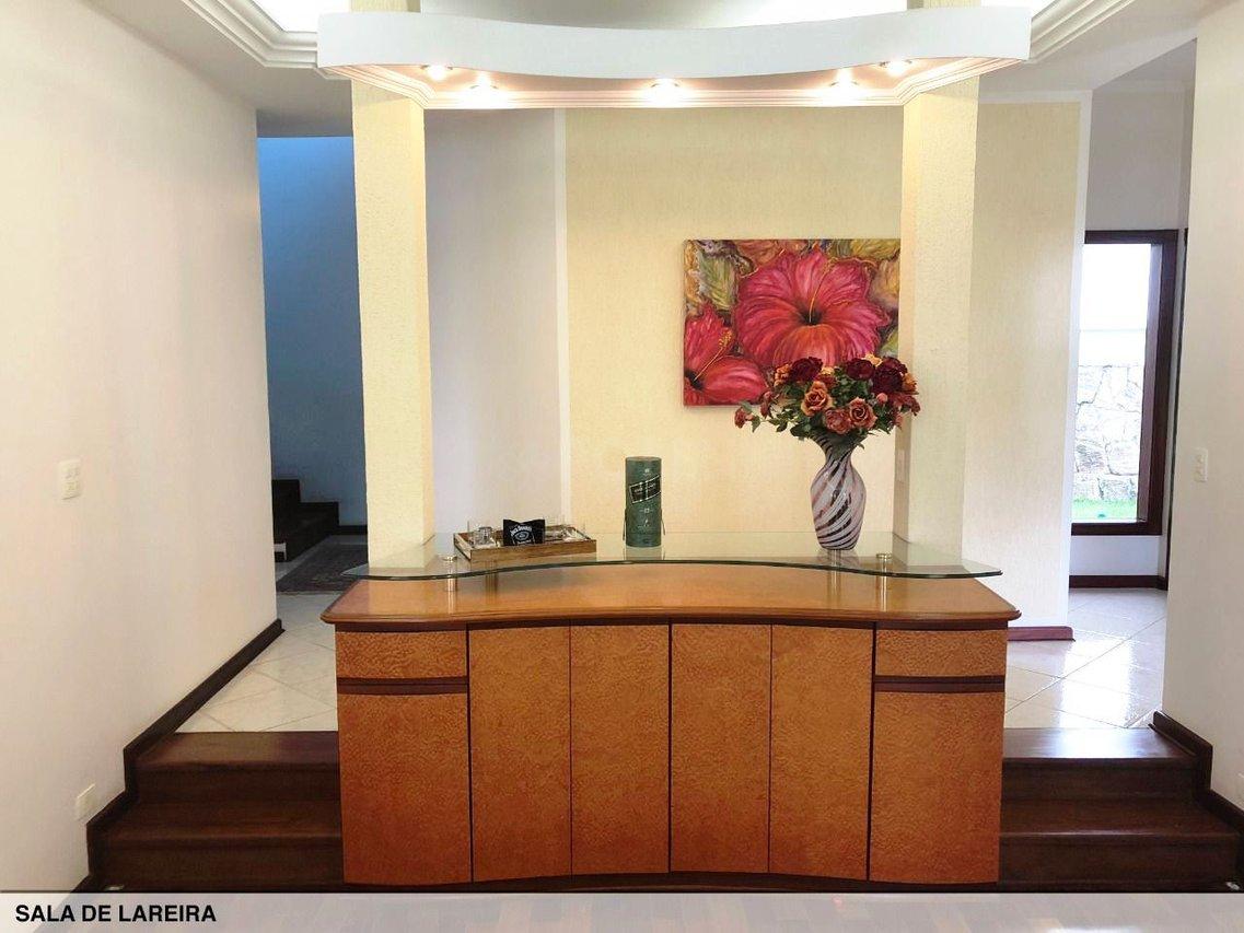 Casa em Condomínio - 3 dormitórios - Jacareí - Vende  Jacareí - 