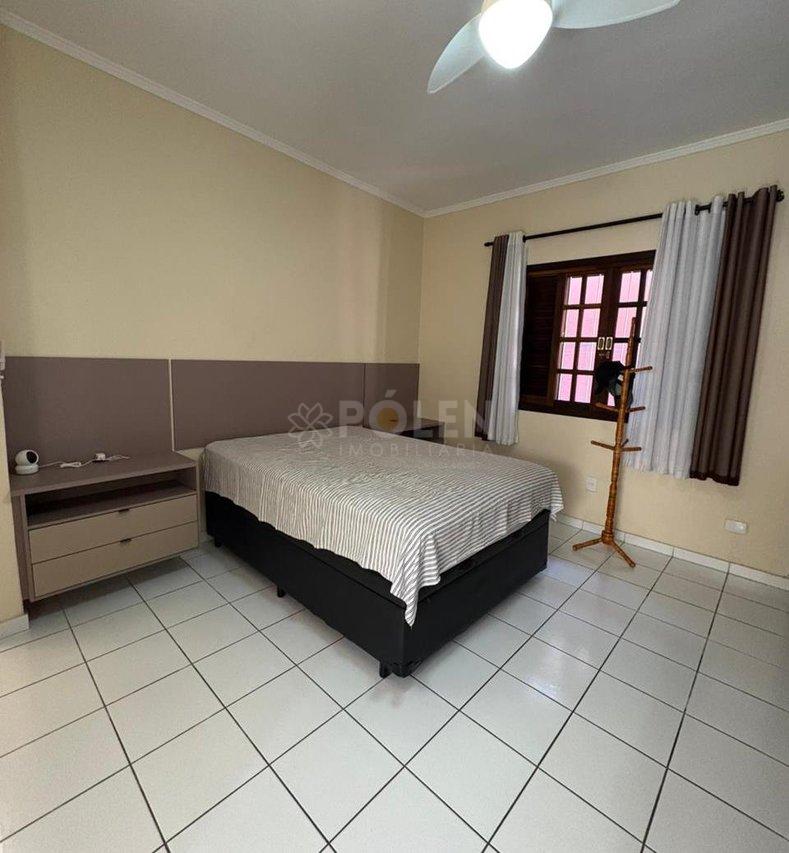 Casa - 3 dormitórios - Jacareí - Vende  Jacareí - 