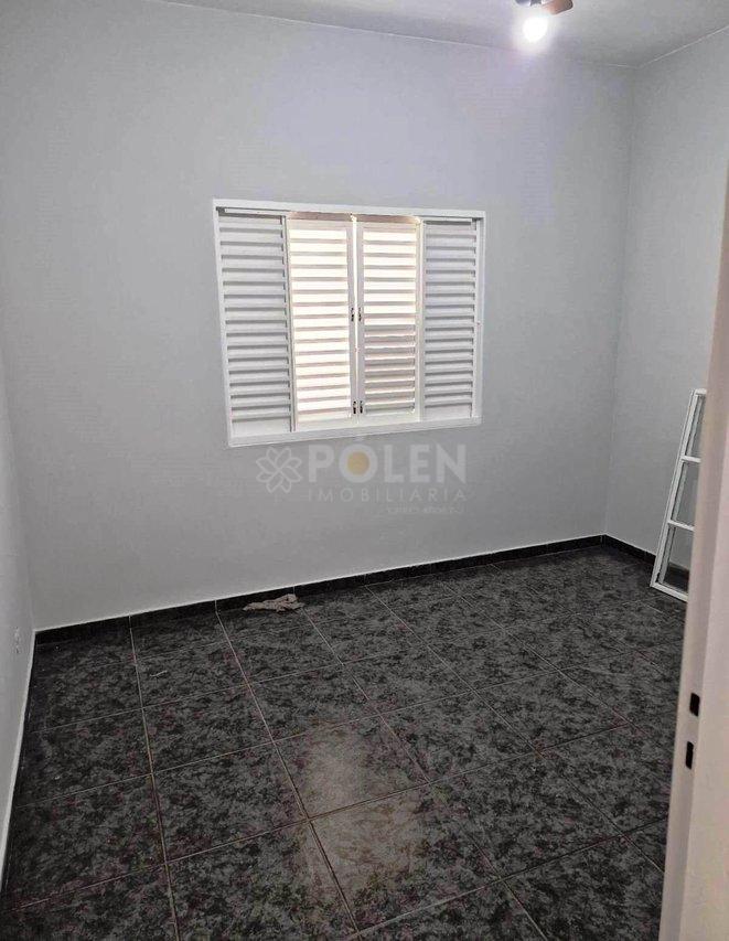 Casa - 3 dormitórios - Parque Brasil - Jacareí - Vende  Jacareí - 
