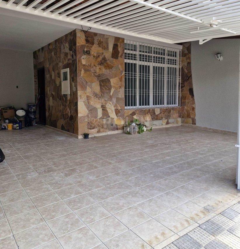 Casa - 3 dormitórios - Parque Brasil - Jacareí - Vende  Jacareí - 