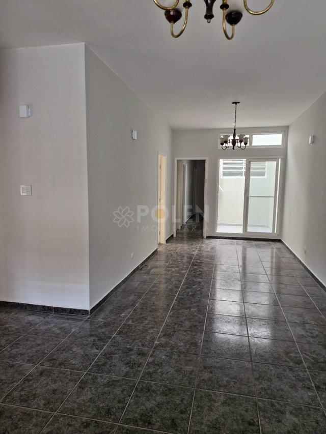 Casa - 3 dormitórios - Parque Brasil - Jacareí - Vende  Jacareí - 