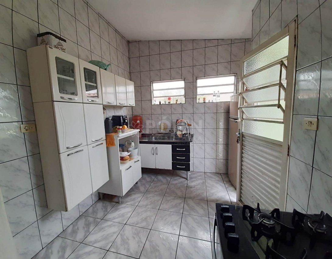 Casa com Edícula - Jardim Flórida - Jacareí - Vende  Jacareí - 