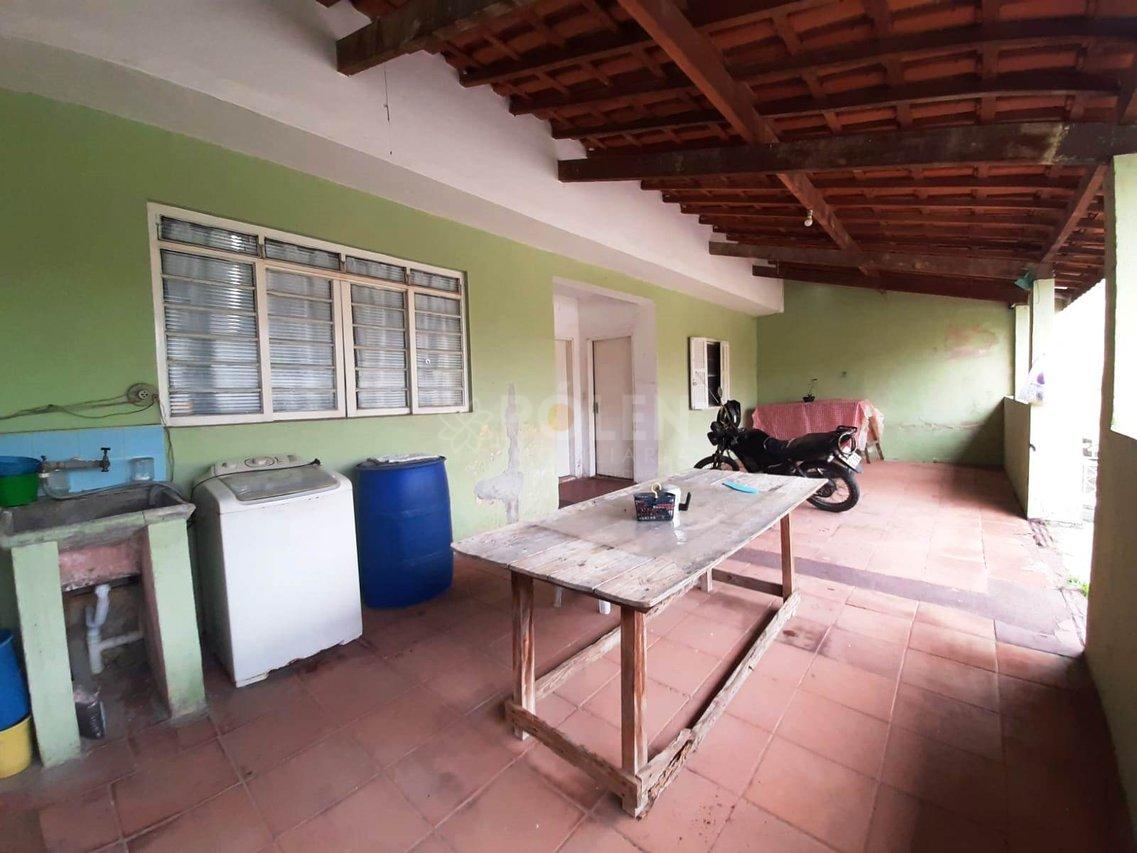 Casa com Edícula - Jardim Flórida - Jacareí - Vende  Jacareí - 