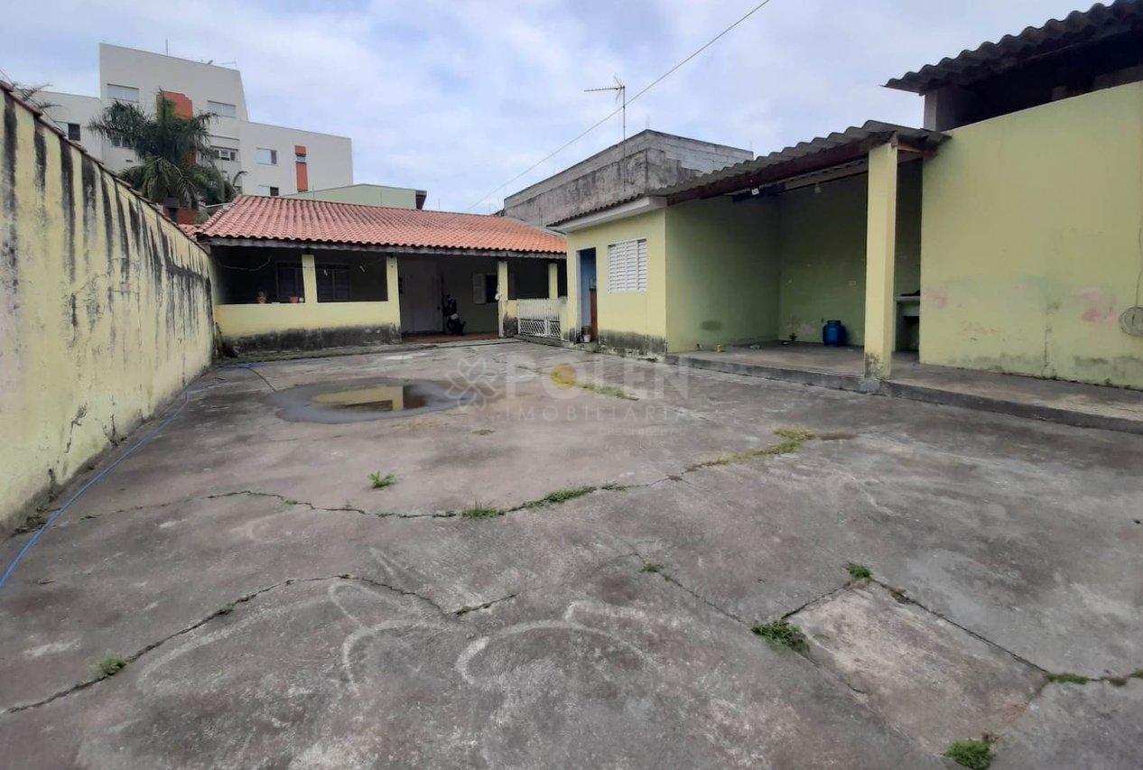 Casa com Edícula - Jardim Flórida - Jacareí - Vende  Jacareí - 