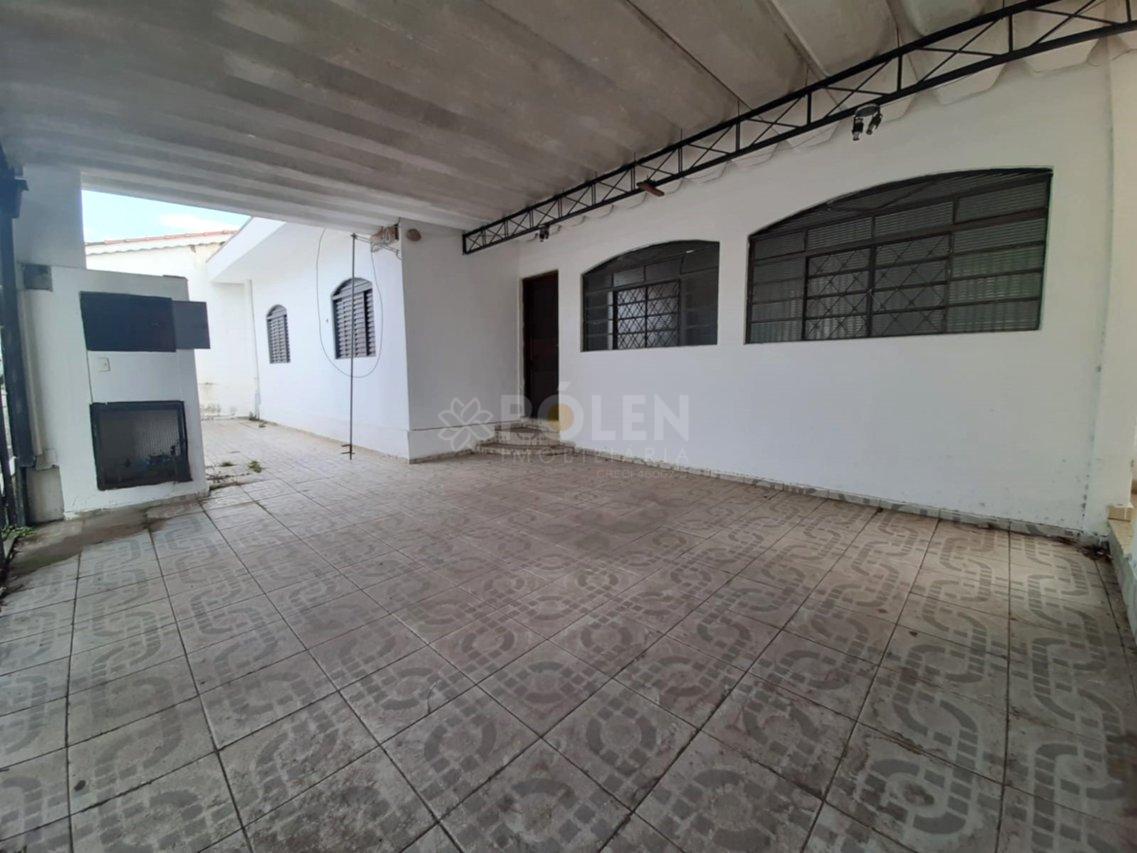 Casa 3 dormitórios - Jacareí - Venda - Aluga Avenida Walter Disney Jacareí - 