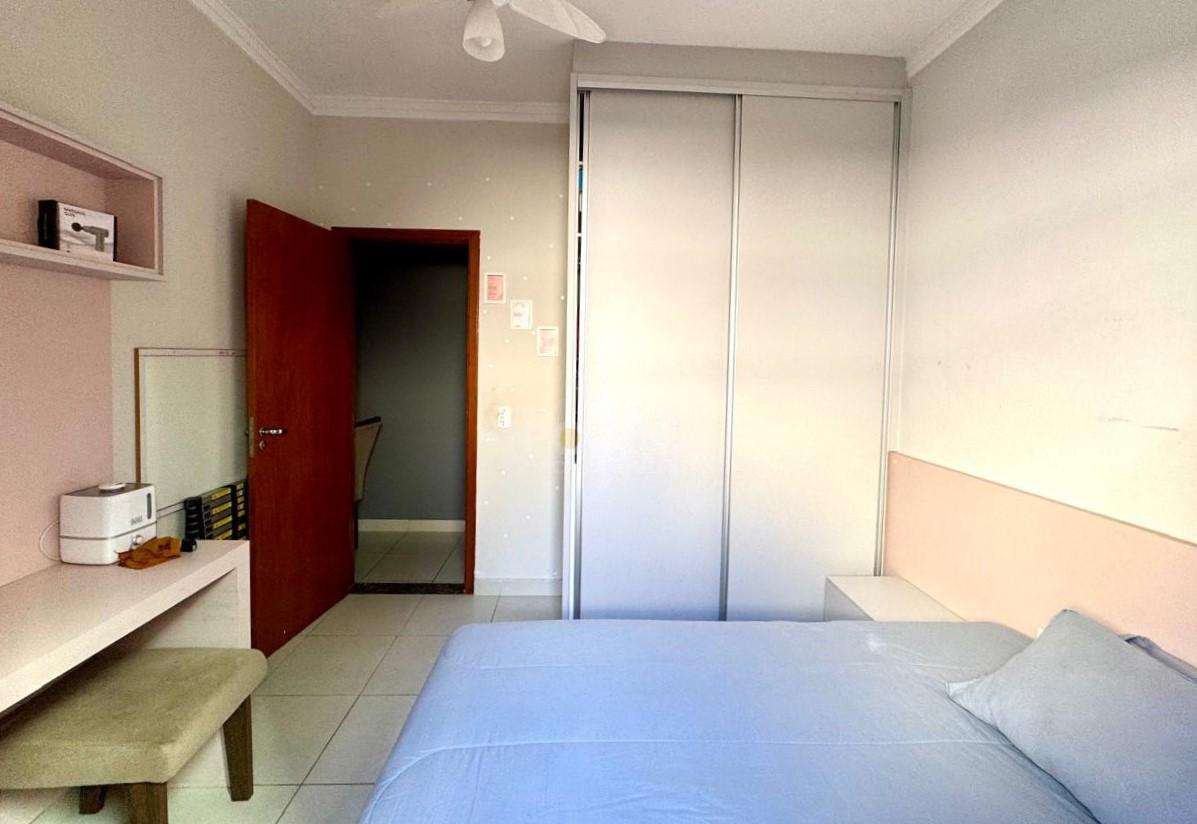 Casa T&eacute;rrea - 3 dormit&oacute;rios - Villa Branca - Jacare&iacute; - Vende - Aluga  Jacareí - 