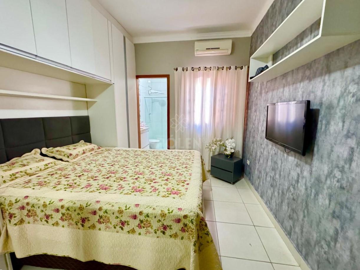 Casa T&eacute;rrea - 3 dormit&oacute;rios - Villa Branca - Jacare&iacute; - Vende - Aluga  Jacareí - 