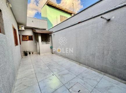Casa T&eacute;rrea - 3 dormit&oacute;rios - Villa Branca - Jacare&iacute; - Vende - Aluga  Jacareí - 