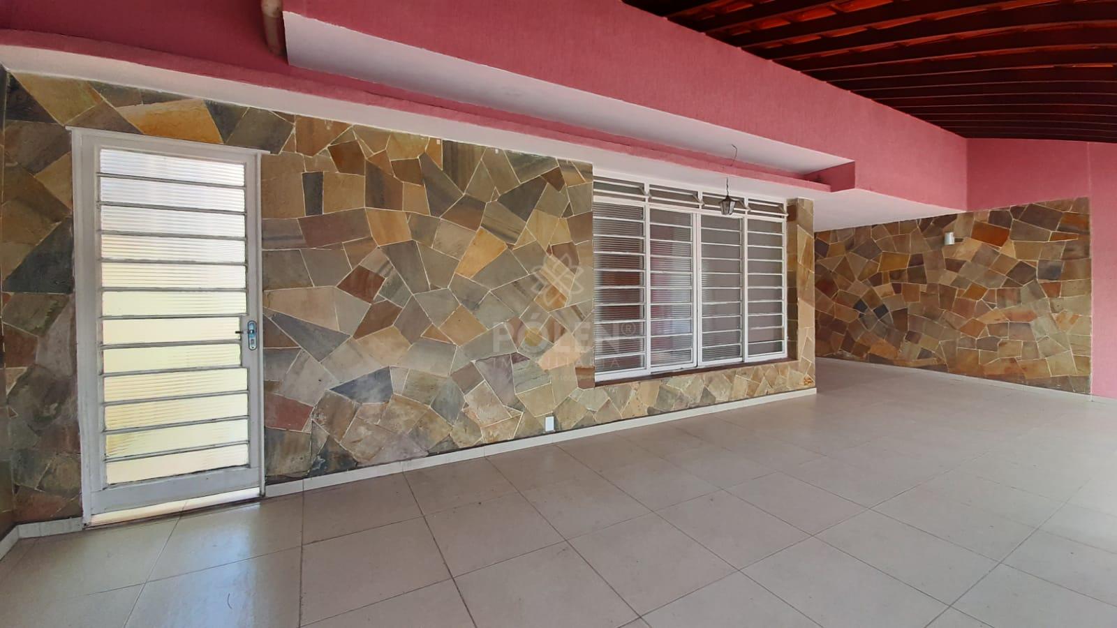 Casa - Aluga - Centro - Jacare&iacute;  Jacareí - 