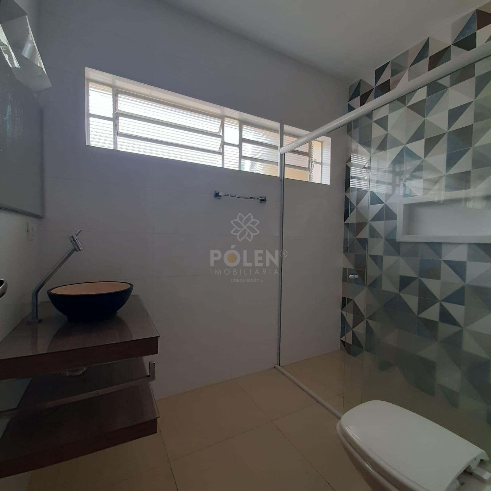 Casa - Aluga - Centro - Jacare&iacute;  Jacareí - 