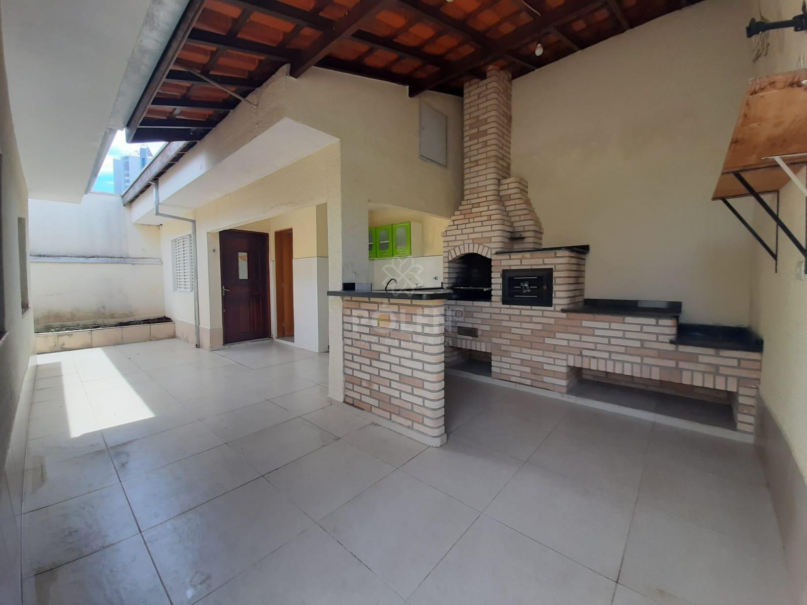 Casa - Aluga - Centro - Jacare&iacute;  Jacareí - 