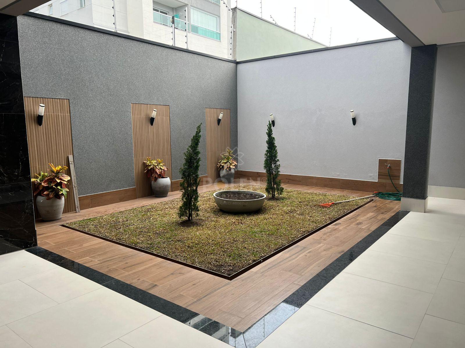 Casa em Condom&iacute;nio - Aluga - Villa Branca - Jacare&iacute;  Jacareí - 