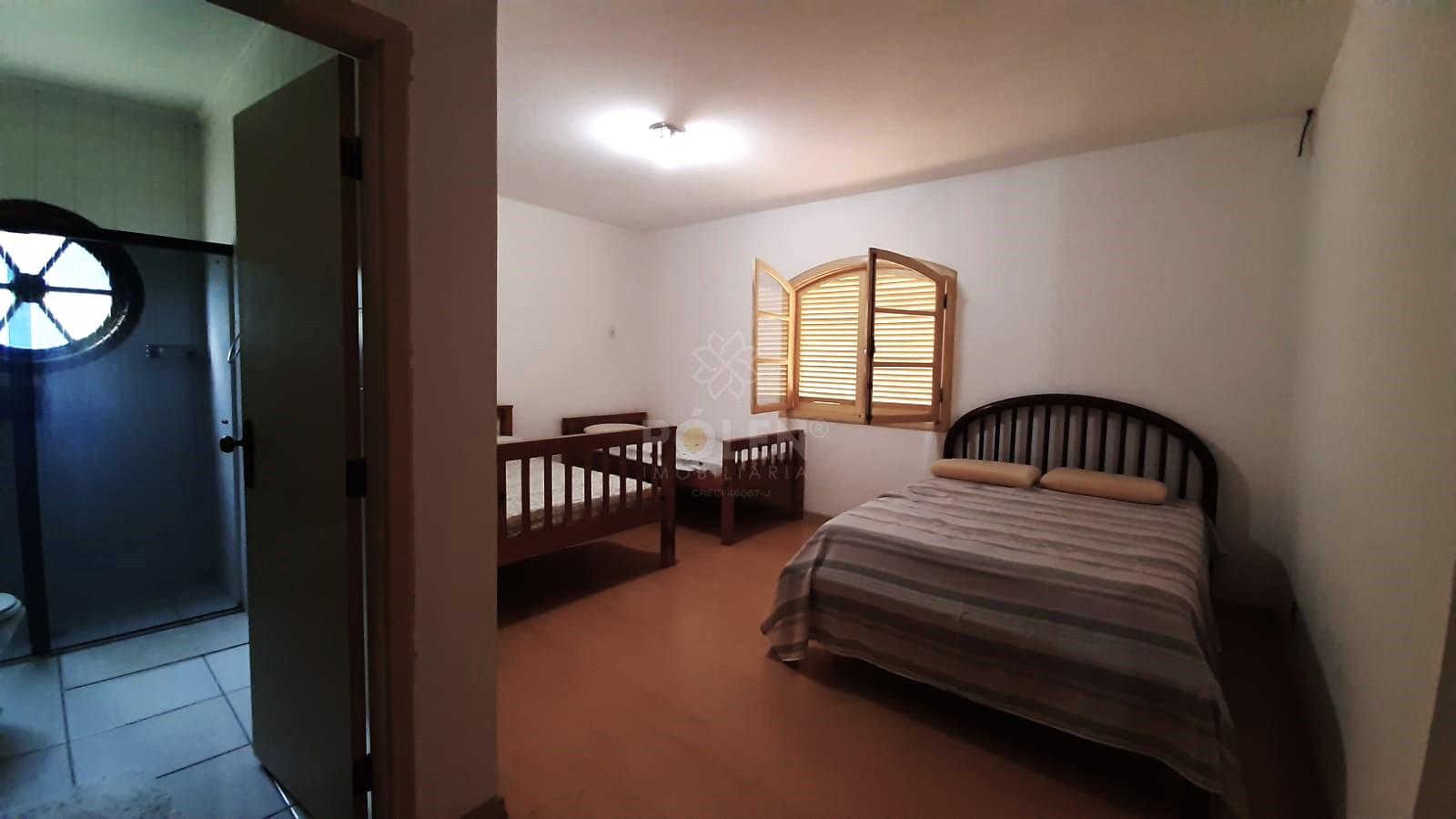 Ch&aacute;cara 3 dormit&oacute;rios - Aluga - Jacare&iacute;/SP  Jacareí - 