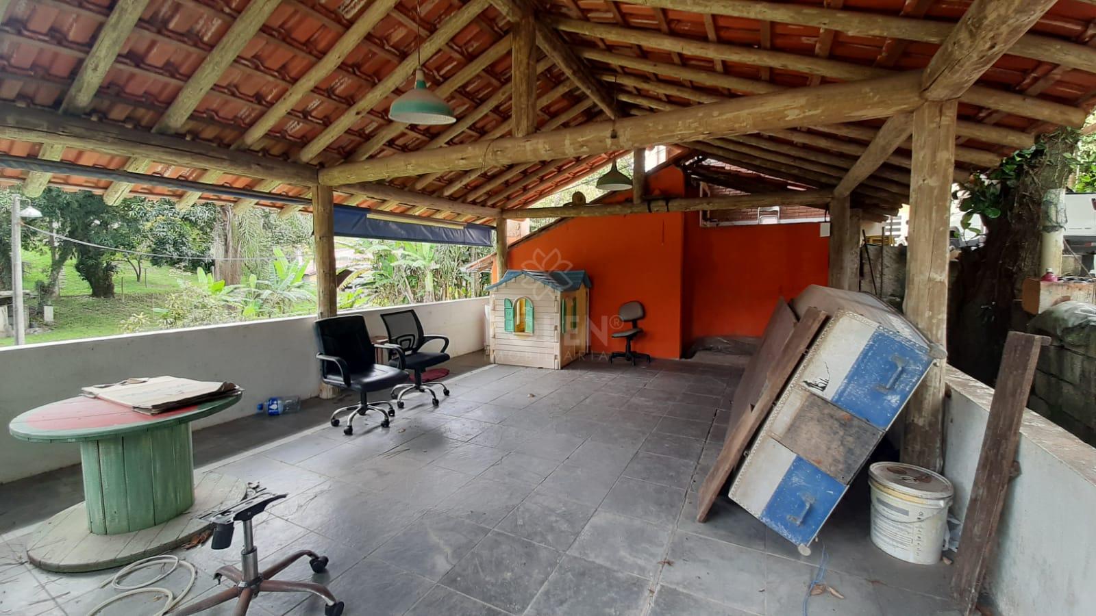 Ch&aacute;cara 3 dormit&oacute;rios - Aluga - Jacare&iacute;/SP  Jacareí - 