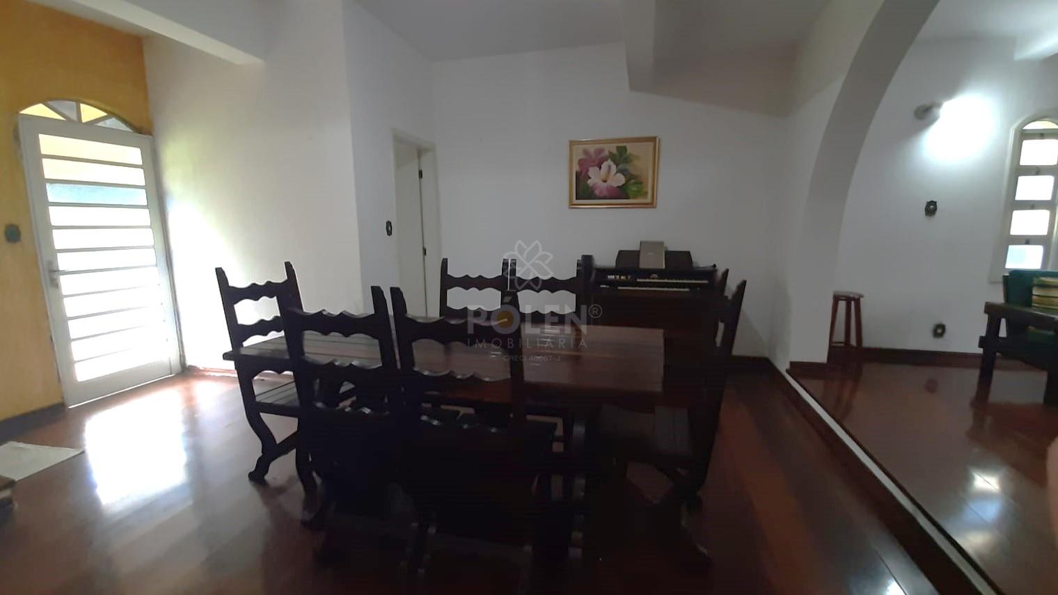 Ch&aacute;cara 3 dormit&oacute;rios - Aluga - Jacare&iacute;/SP  Jacareí - 